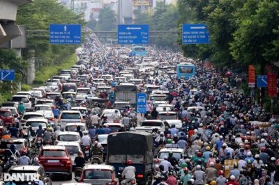 Giá lăn bánh xe xăng/dầu có thể tăng mạnh khi Hà Nội áp dụng các phí mới